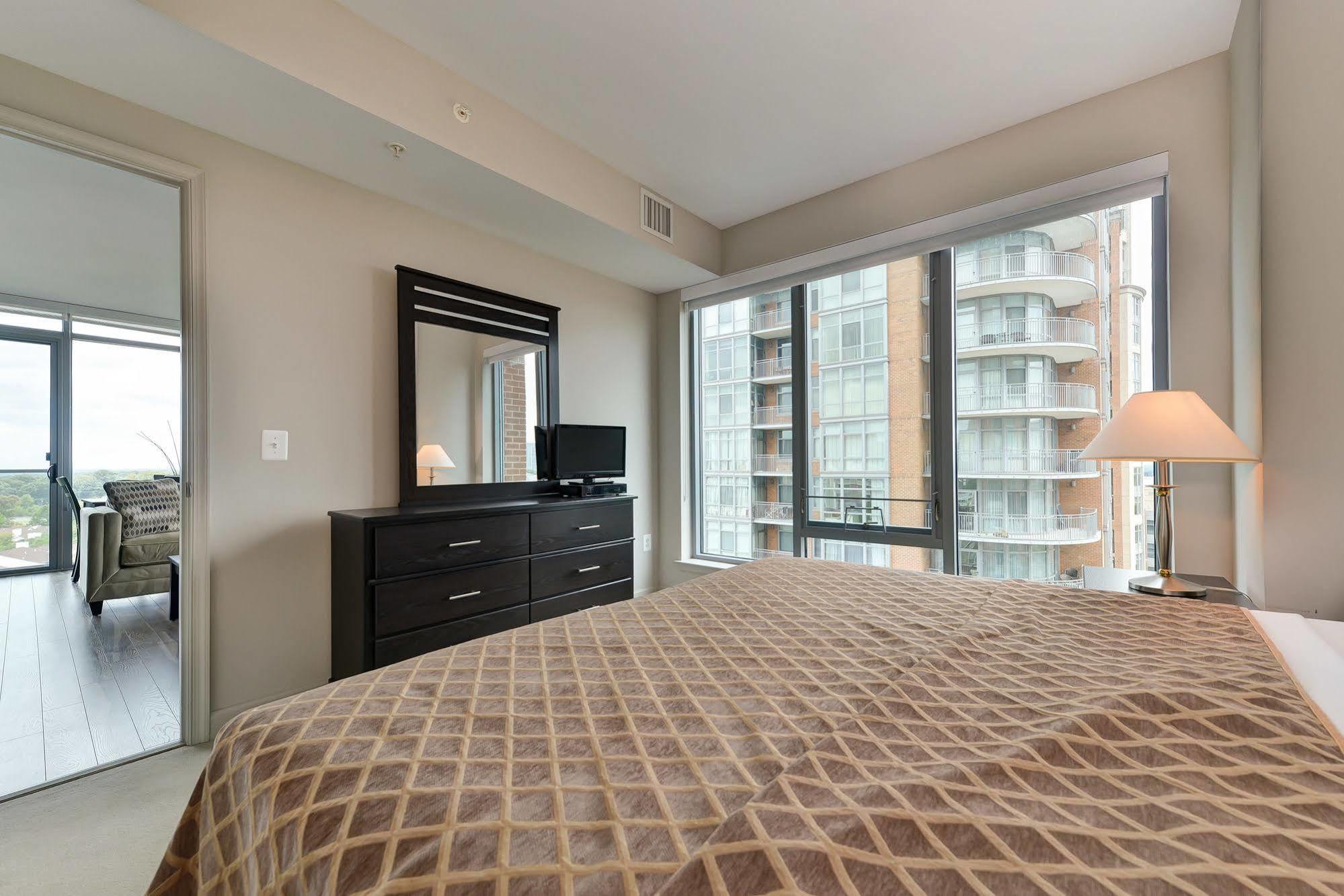 Hotel Ovation At Park Crest By Bridgestreet à Tysons Corner Extérieur photo
